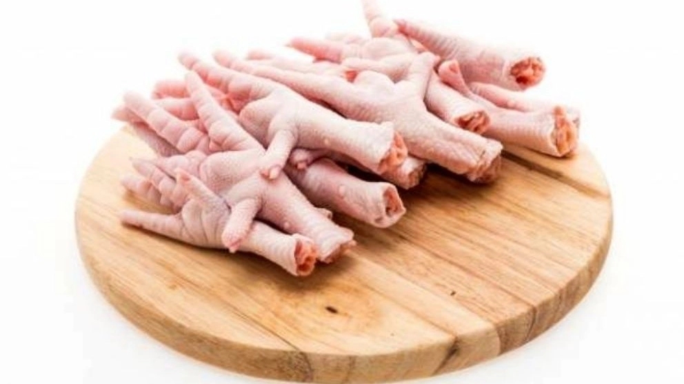 Selling Heydari chicken legs in Tehran