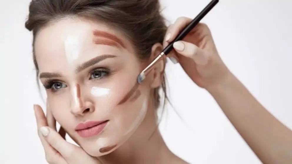 Face makeup steps in order