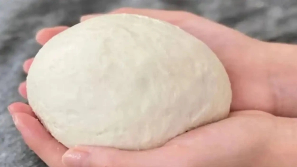 Bakery kneading machine