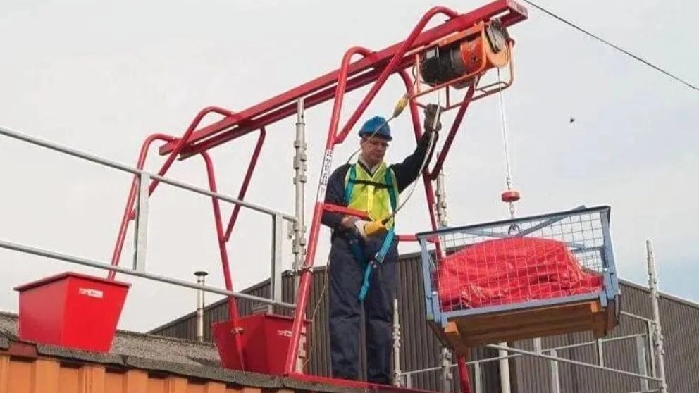 Construction lift