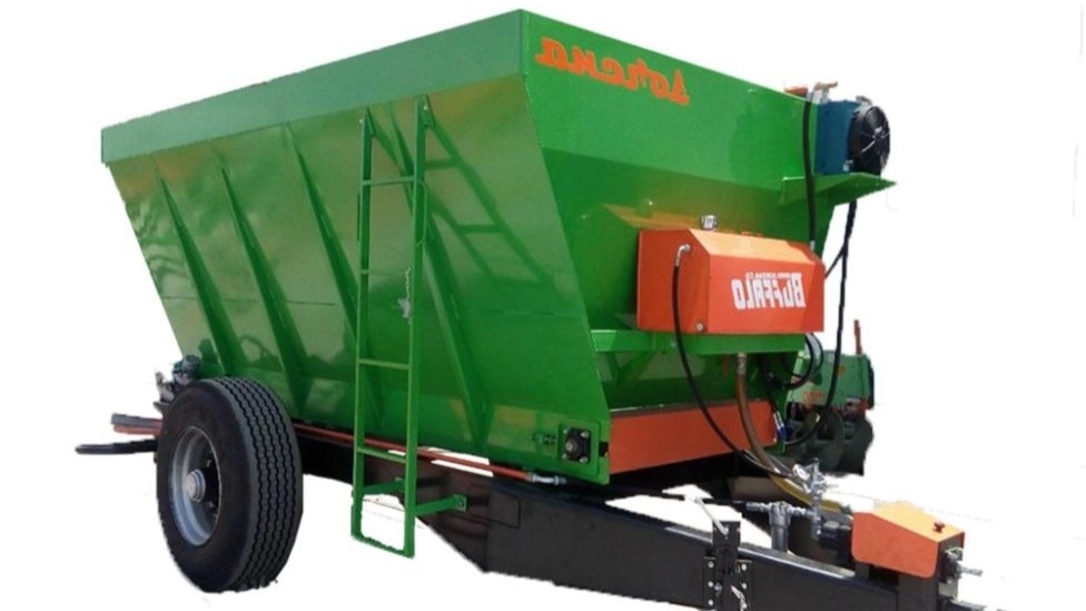 Introduction of rechargeable fertilizer spreader