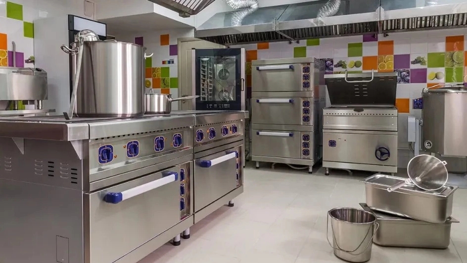 Chad Sanat manufactures industrial kitchen equipment in Tehran