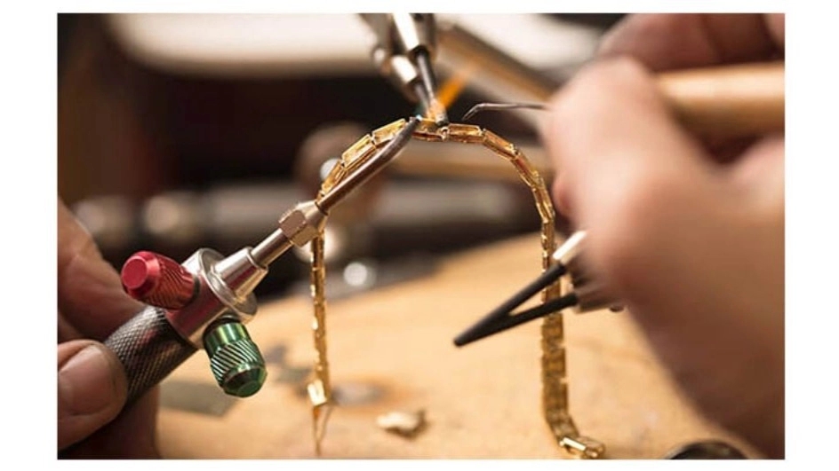 The stages of making jewelry