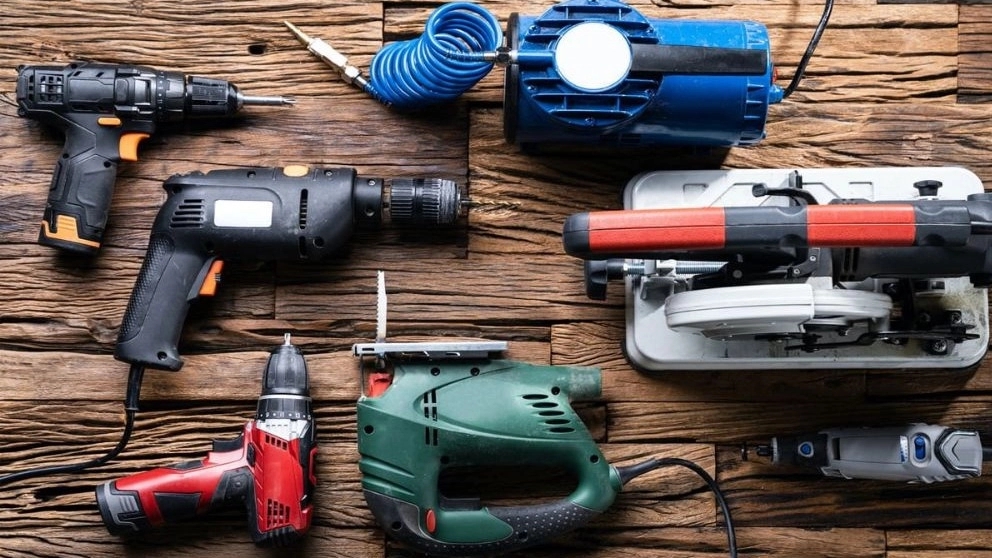 Electric woodworking tools and their use