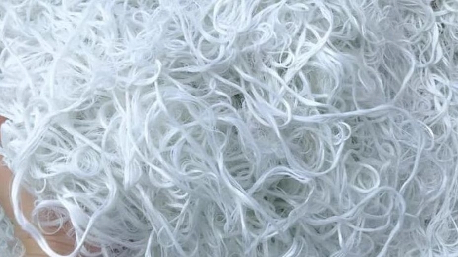 Buying and selling all kinds of textile waste, stock yarn fibers and cotton thread in Tehran