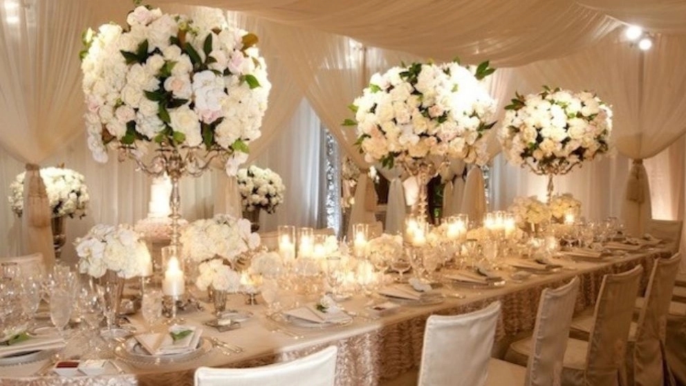 Features of a good reception hall for holding a wedding