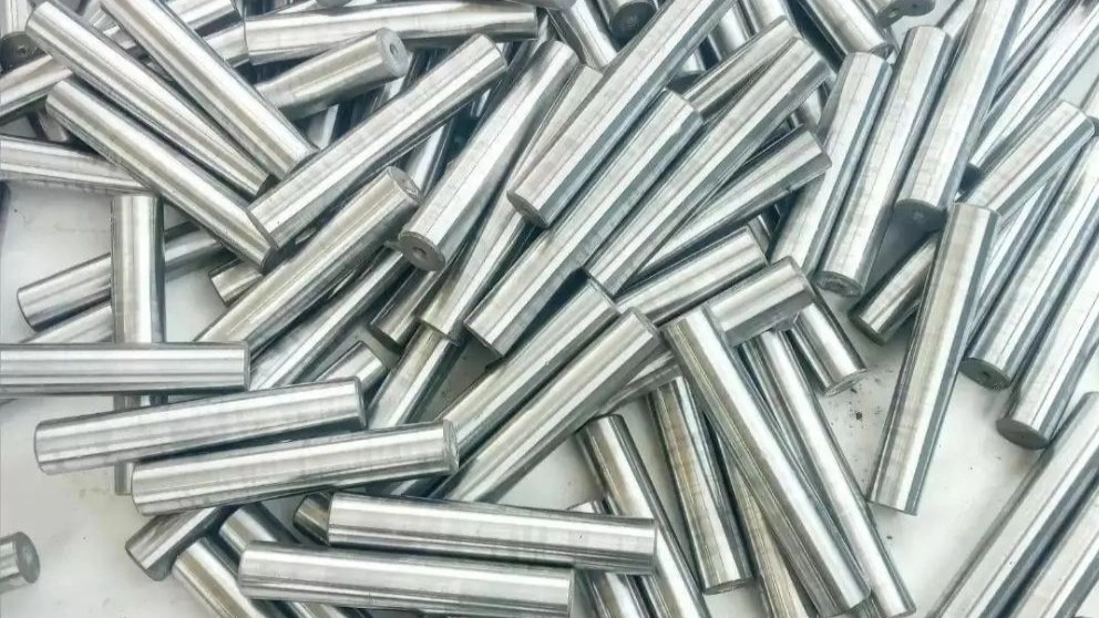 Centerless grinding services and sales of Dehghan hard chrome grinding machine in Tehran