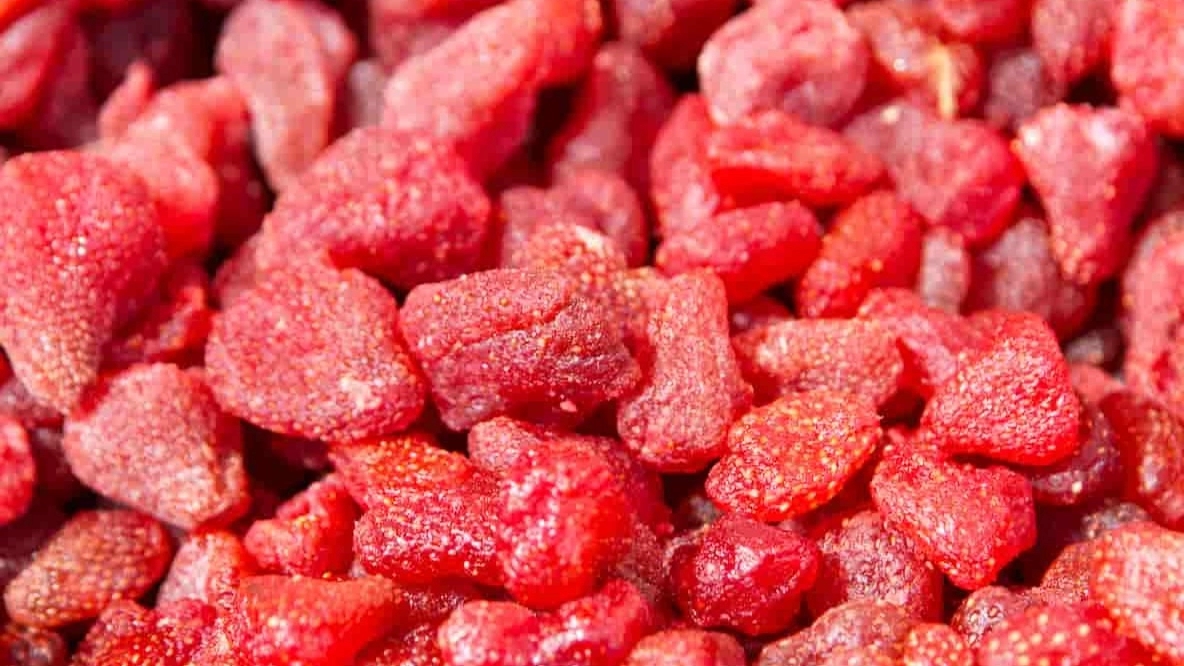 Properties of dried strawberries