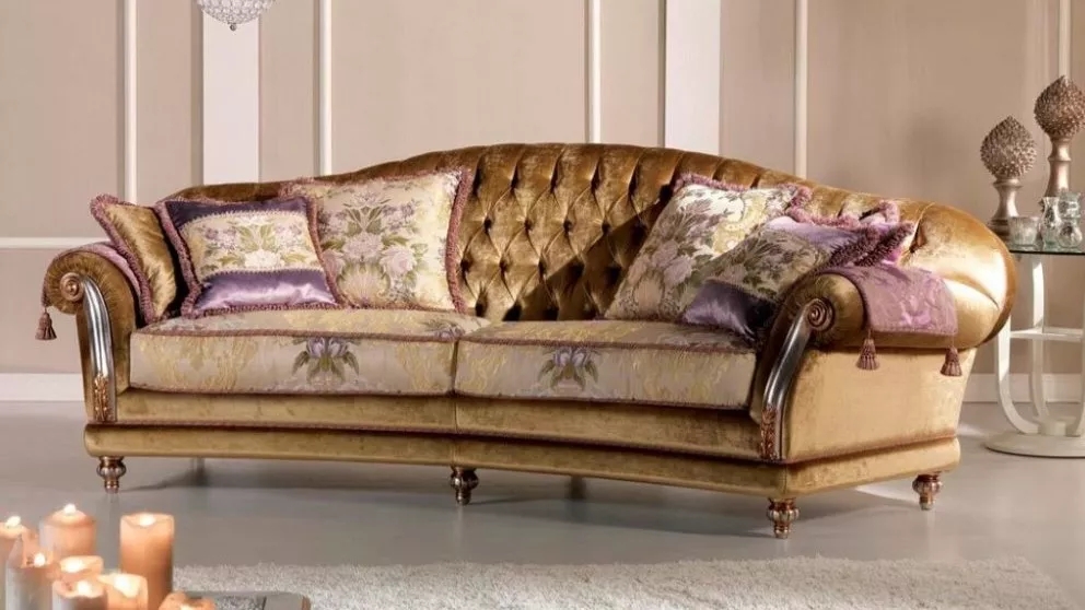 What are the characteristics of a good sofa?