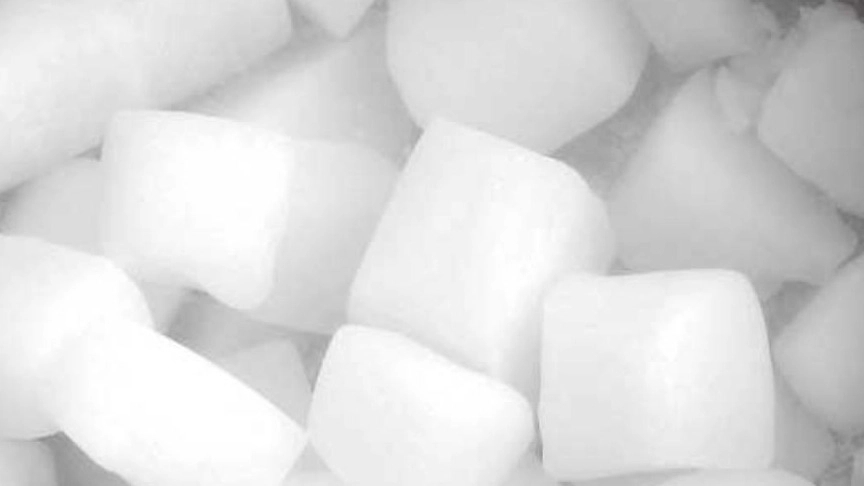 The process of producing and storing dry ice before consumption