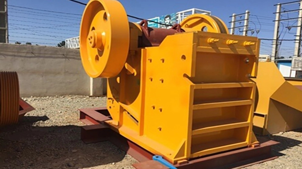 What is a jaw crusher?