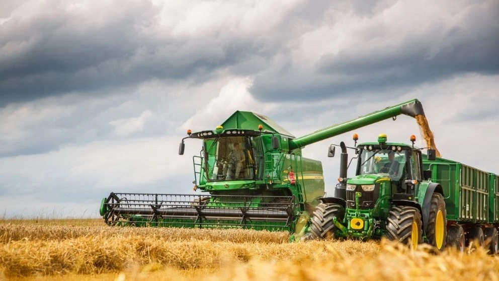 Benefits of using agricultural equipment