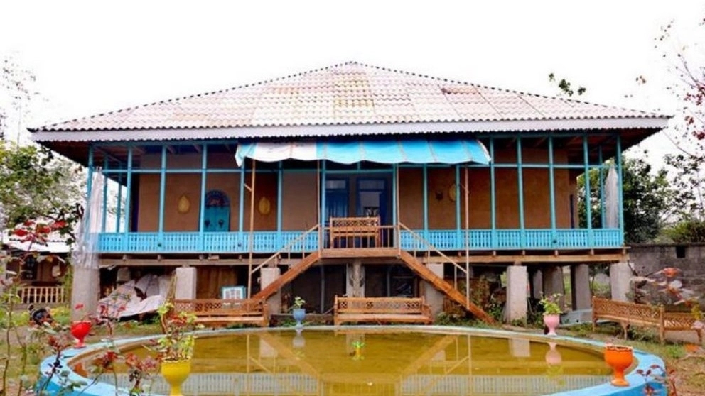 The largest tourist accommodation with full facilities with a loaned pool in Gilan Rasht