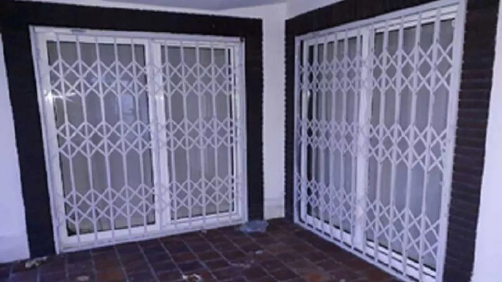 اجزای درب آکاردئونی