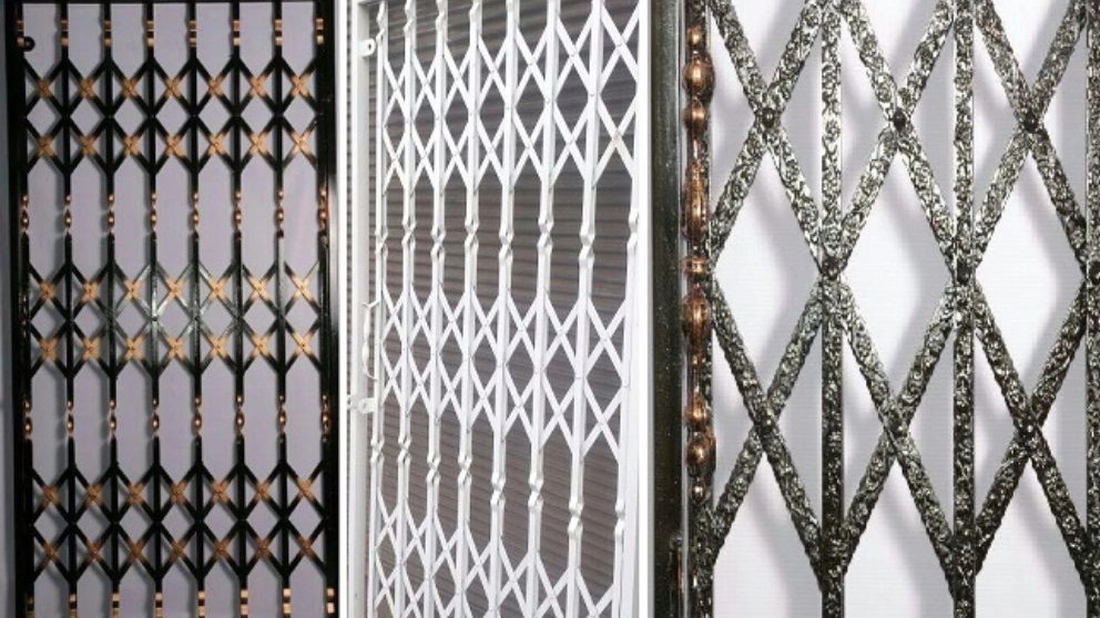 Getting to know the accordion door