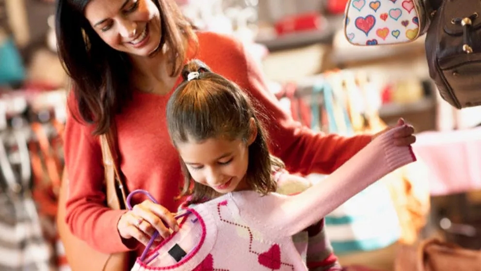 How to determine the size of children's clothes correctly?