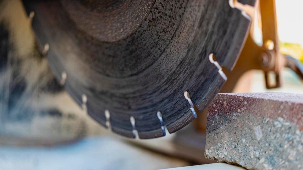 Manufacturer of Alpine cutting machine and tool stone in Isfahan