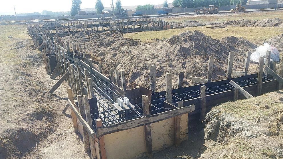 Construction of shed and cover of Rahimi Foundation in Tehran