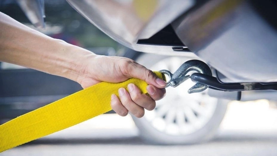 Tips you should know about towing a car