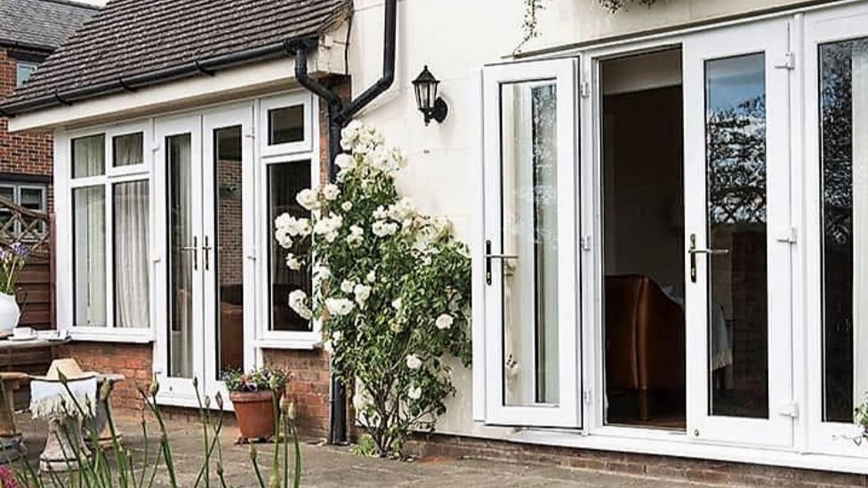 Various models of double-glazed windows