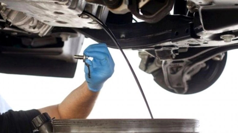 What is the best way to change car engine oil?