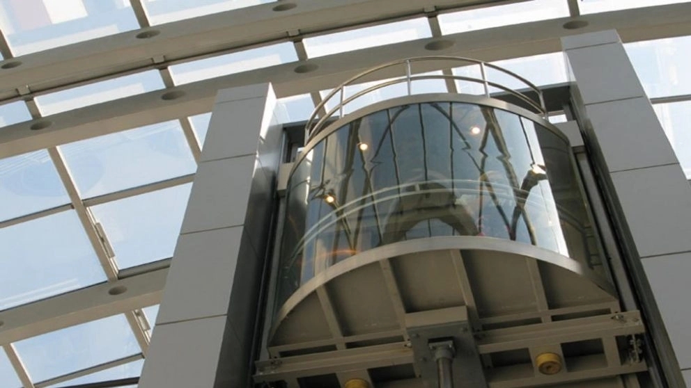 Types of hydraulic traction elevators and quiet home elevators in Mazandaran