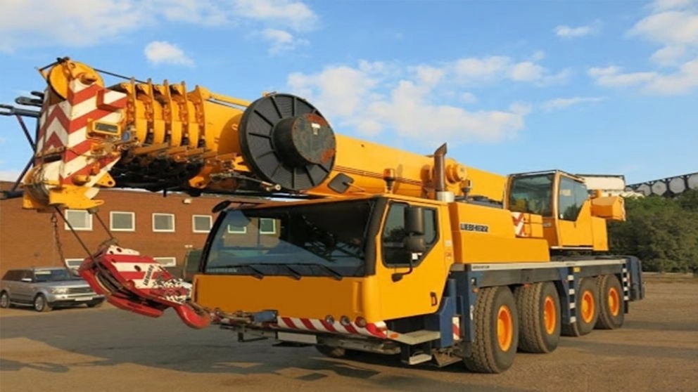 Import of cranes and road construction machinery in Isfahan. Cranes in Isfahan