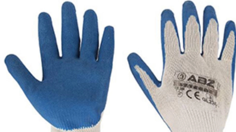 Production and sale of work clothes and safe gloves of Moulai work cover in Tehran