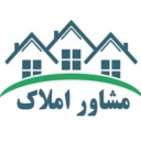 Comfortable real estate consultant in Golman