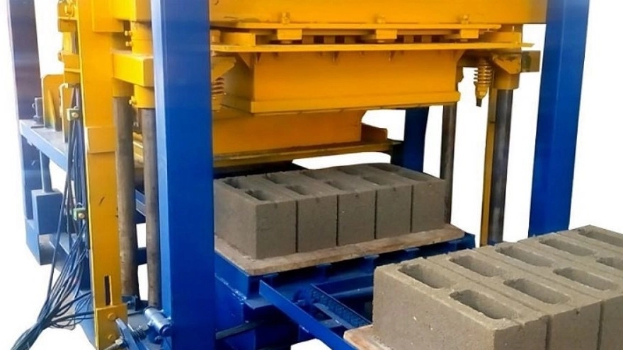 Production, sale, repair of Vahid block making machine in Kamalshahr, Karaj