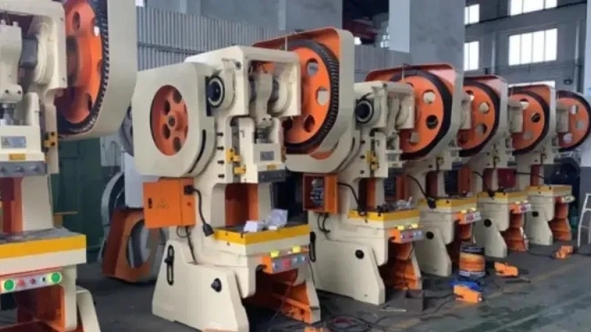 What is a press machine? Types and applications in different industries