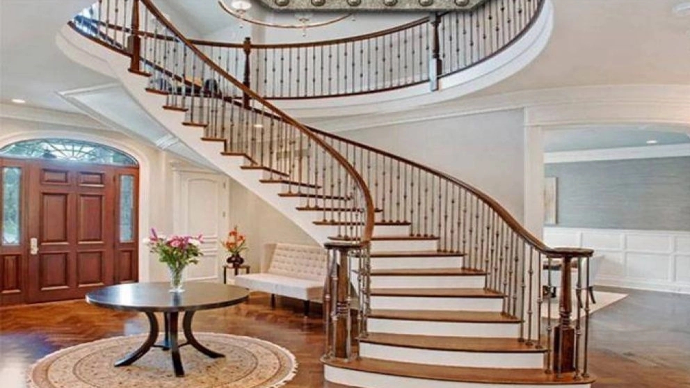 Construction of spiral stairs and round stairs Rezaei in Damavand Firouzkoh