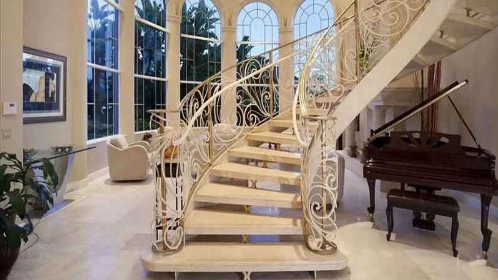 Features of stone round stairs