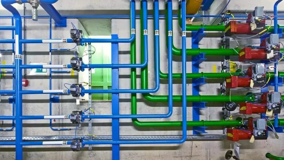 Differences between construction facility plumbing and industrial plumbing