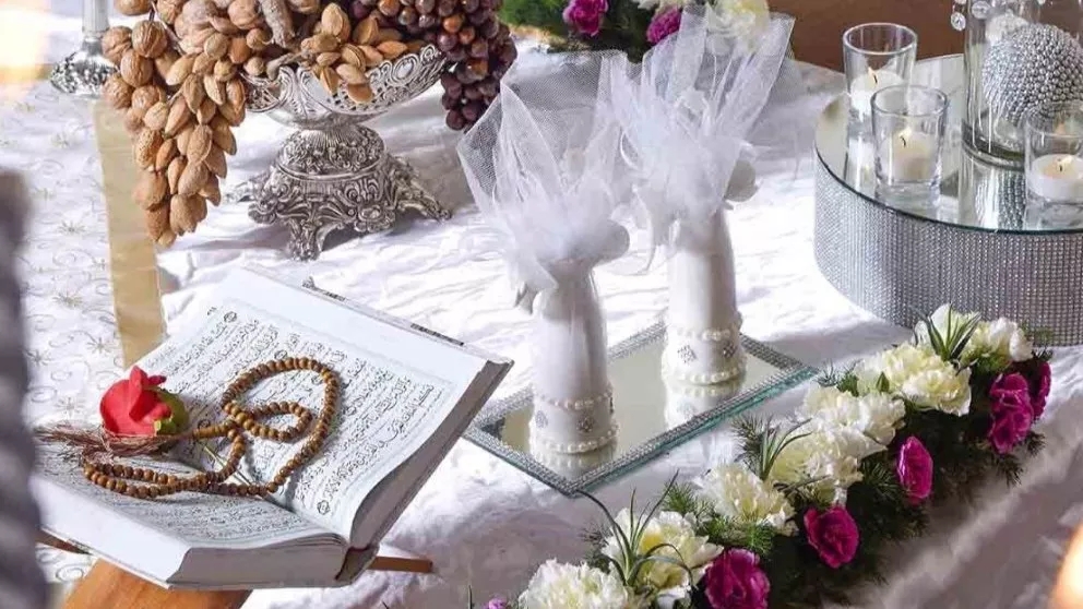 What are wedding tableware?