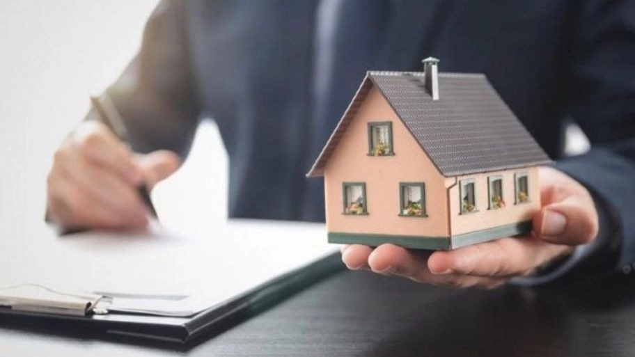 Let's get to know the duties of a real estate agent better!