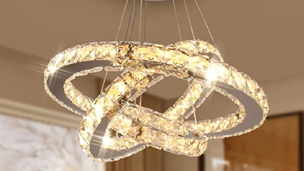 Types of ceiling chandeliers