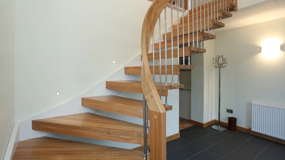 Which wood is suitable for wooden stairs?