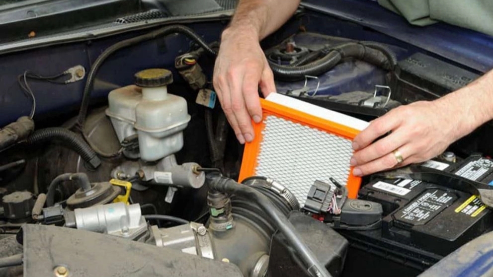Features of the standard air filter in the car