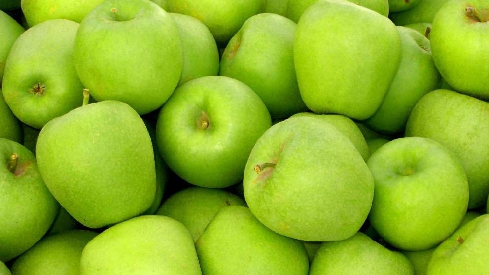 10 properties of green apple for health and treatment of diseases