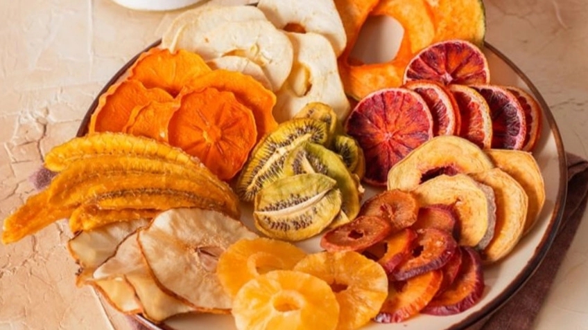 All kinds of dried fruit