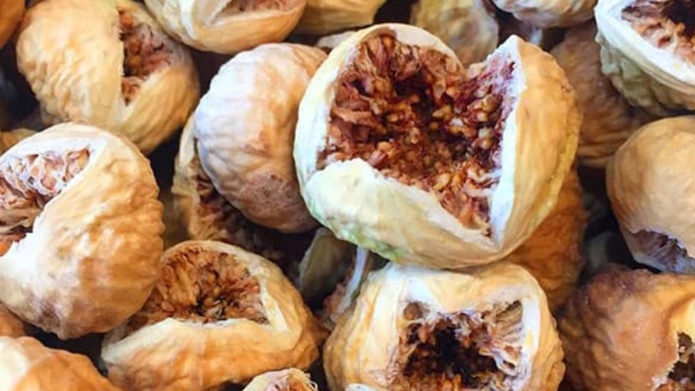 Examining the properties and benefits of dried figs