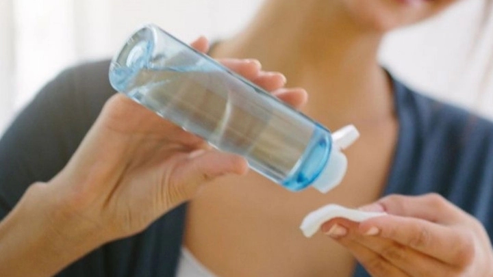What are the benefits of using toner?