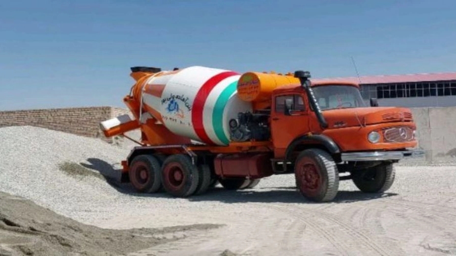 Manufacturer of Asia Track Mixer Rashidi in Tehran
