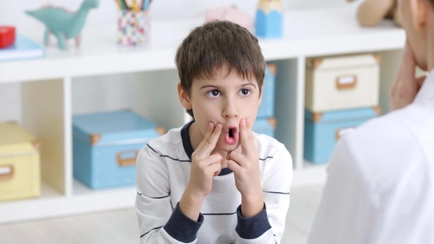 What is speech therapy and who is a speech therapist?