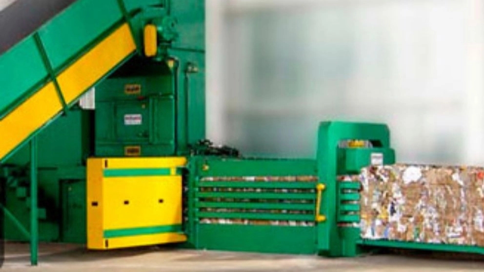 Design and manufacture of PET paper carton press machines in Farshad Industrial Group in Tehran