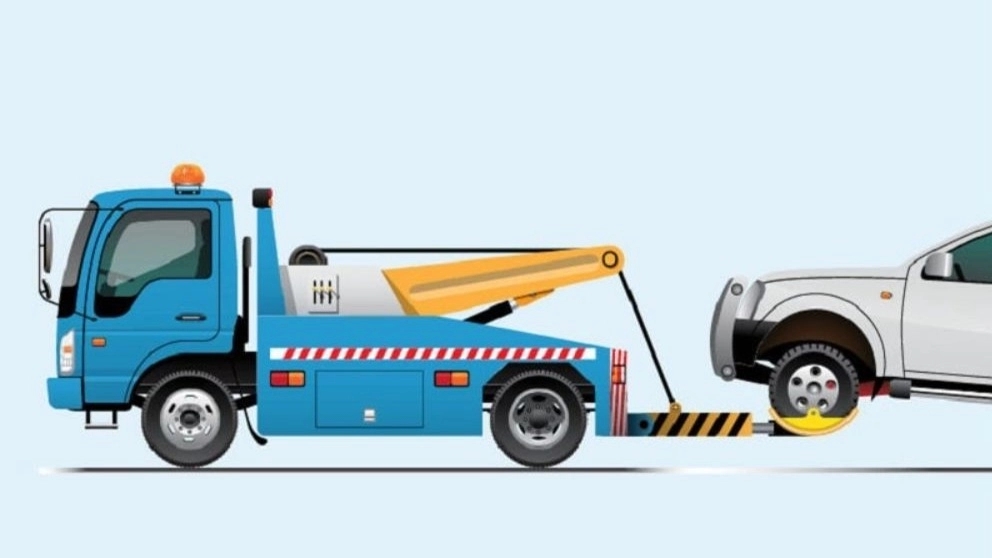 Tow truck and crane in Tahmasabi