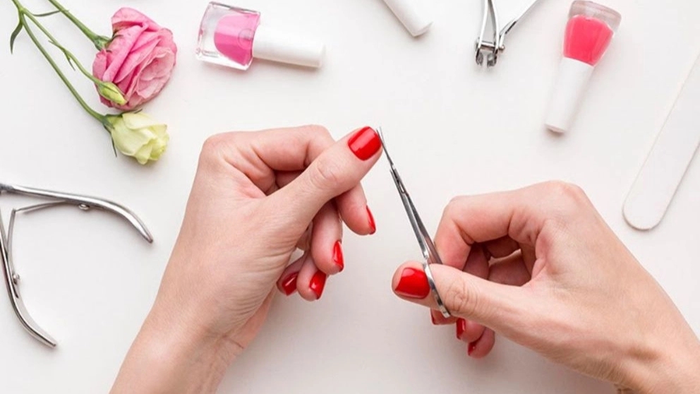 برای مراقبت از ناخن کاشت چه کنیم؟