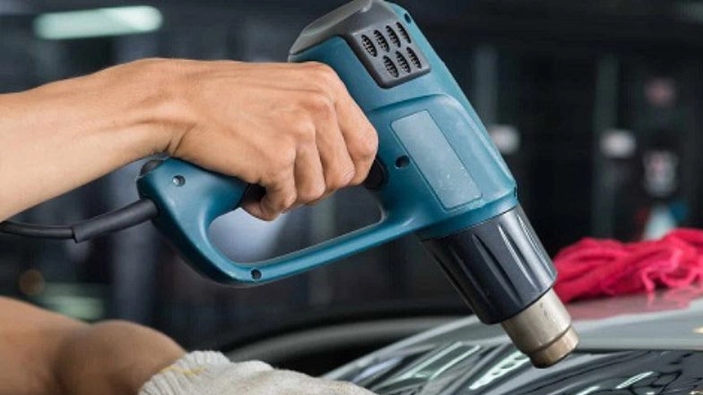 Familiarity with industrial hair dryer and its uses