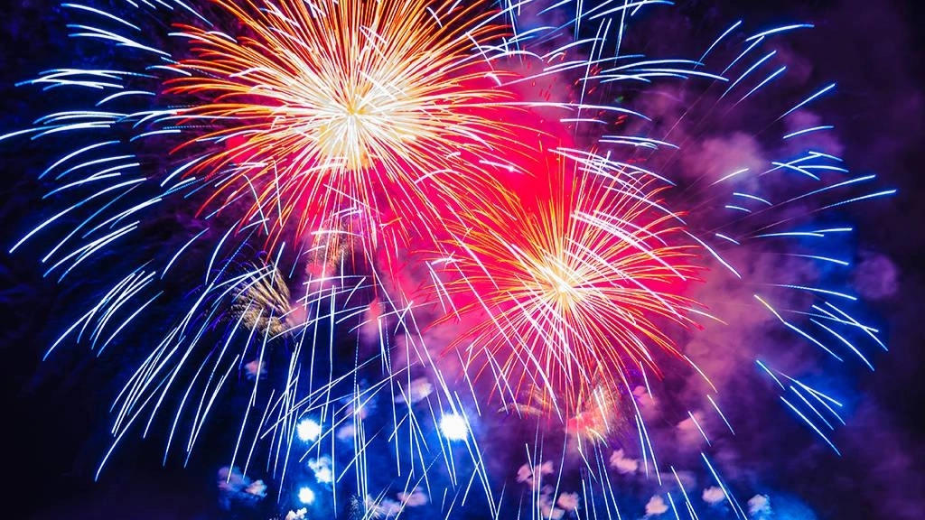 Types of wedding fireworks